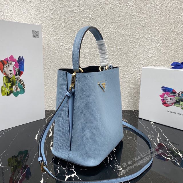 prada女包 普拉達專櫃經典爆款桶包 1BA212 Prada手提包 Prada Saffiano皮肩背包  pyd2271